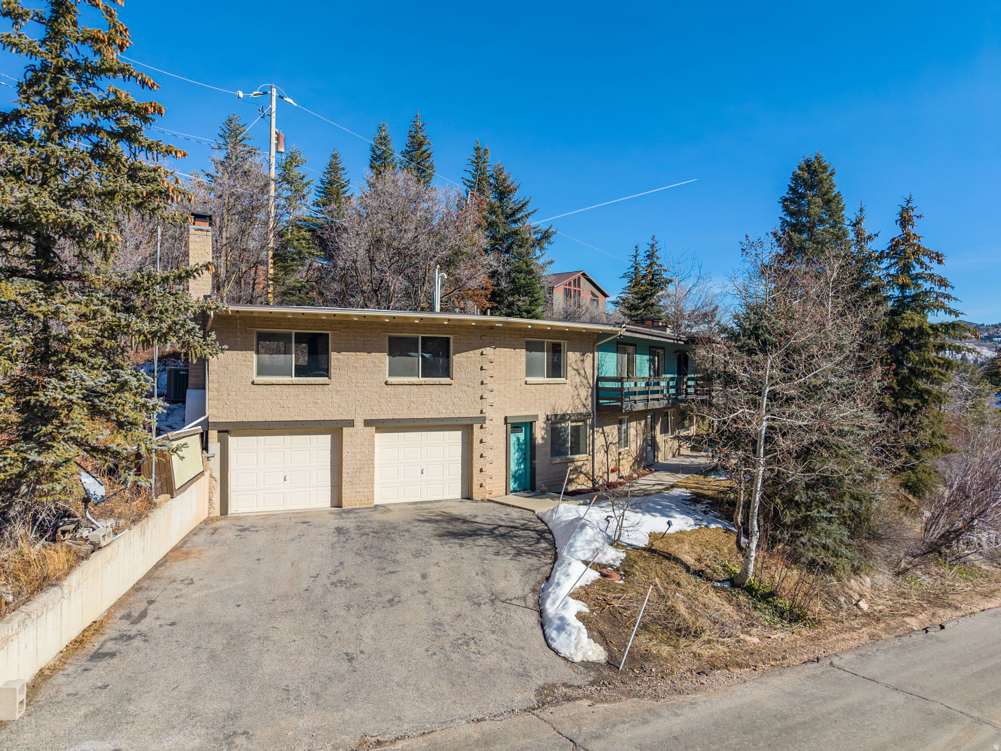 SUMMIT PARK - Residential