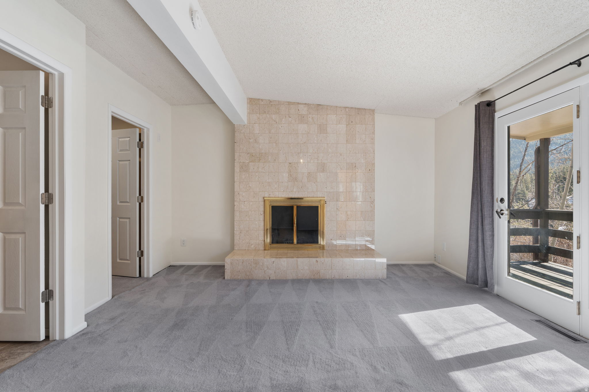 SUMMIT PARK - Residential