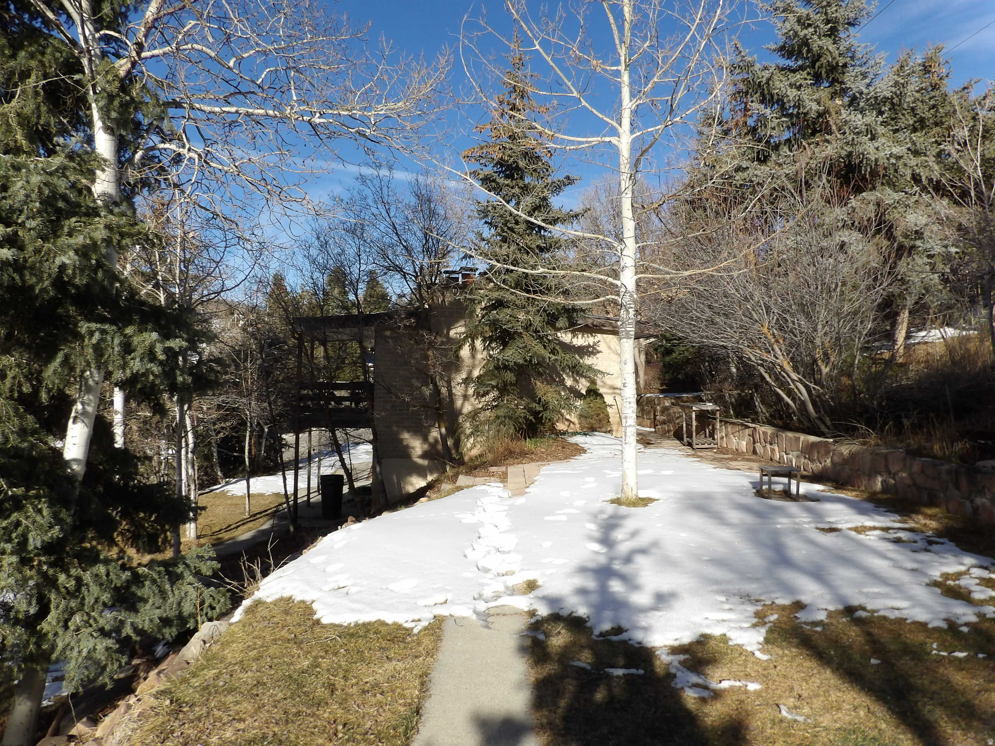 SUMMIT PARK - Residential