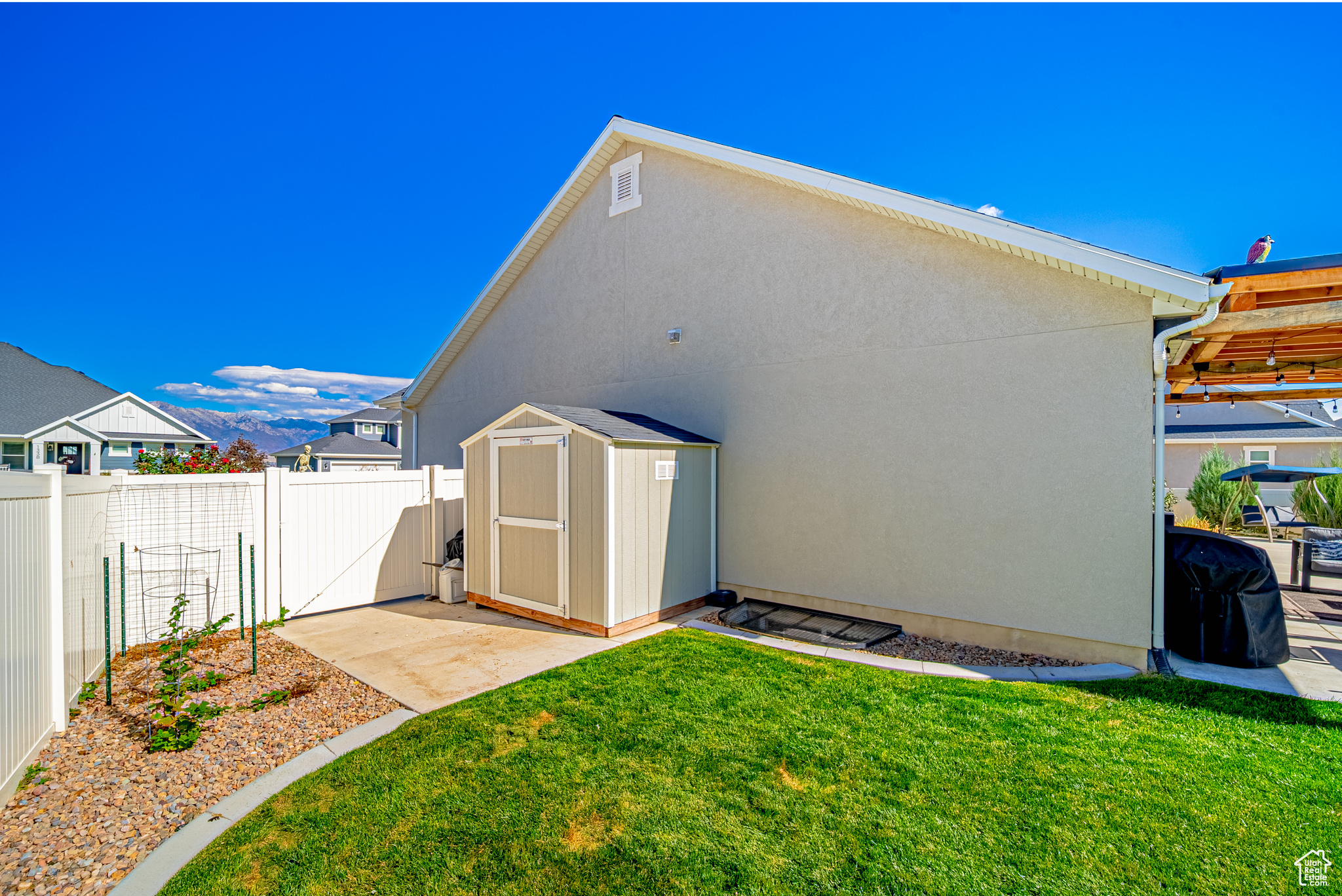RIDGE - Residential