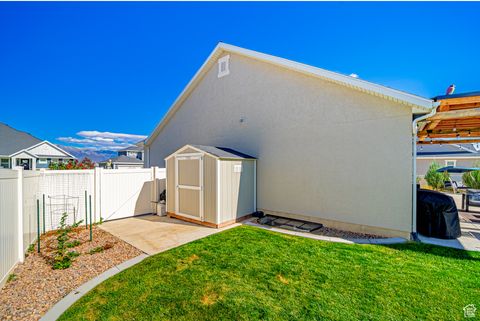 Tiny photo for 1333 W WASATCH DR, Saratoga Springs, UT 84045 (MLS # 2116998)