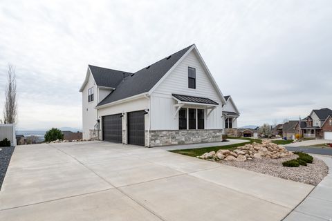 Tiny photo for 159 E 3900 N, North Ogden, UT 84414 (MLS # 2145617)