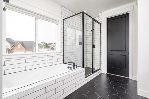 Tiny photo for 159 E 3900 N, North Ogden, UT 84414 (MLS # 2145617)