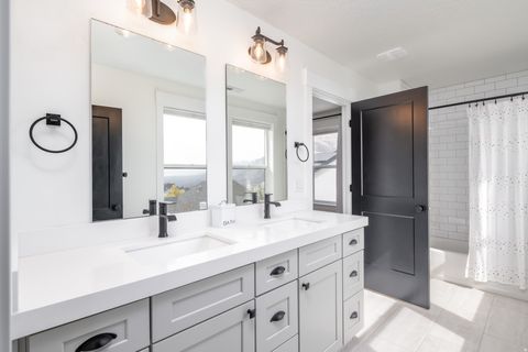 Tiny photo for 159 E 3900 N, North Ogden, UT 84414 (MLS # 2145617)