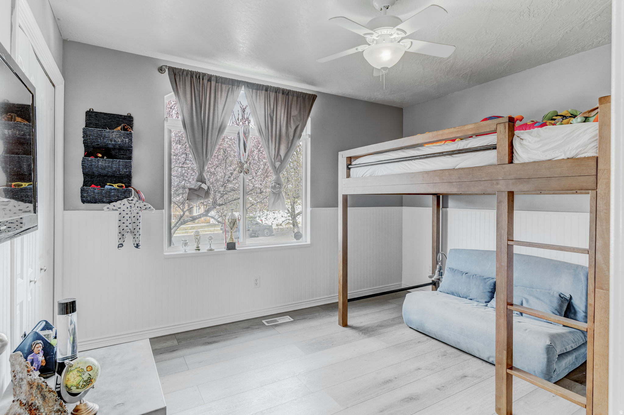 MEADOW BREEZE - Residential