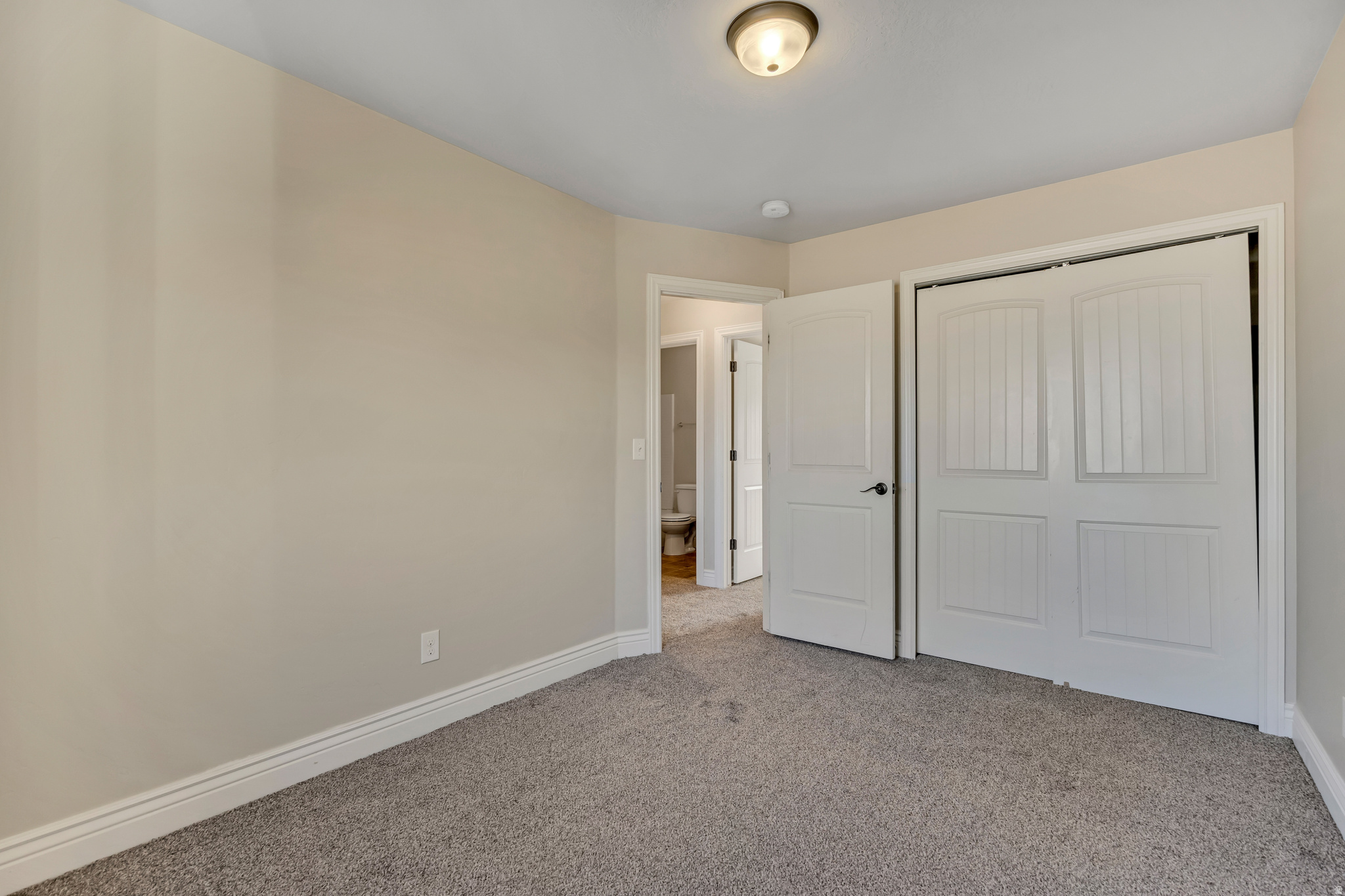 THE VILLAGE OF FOX H - Residential