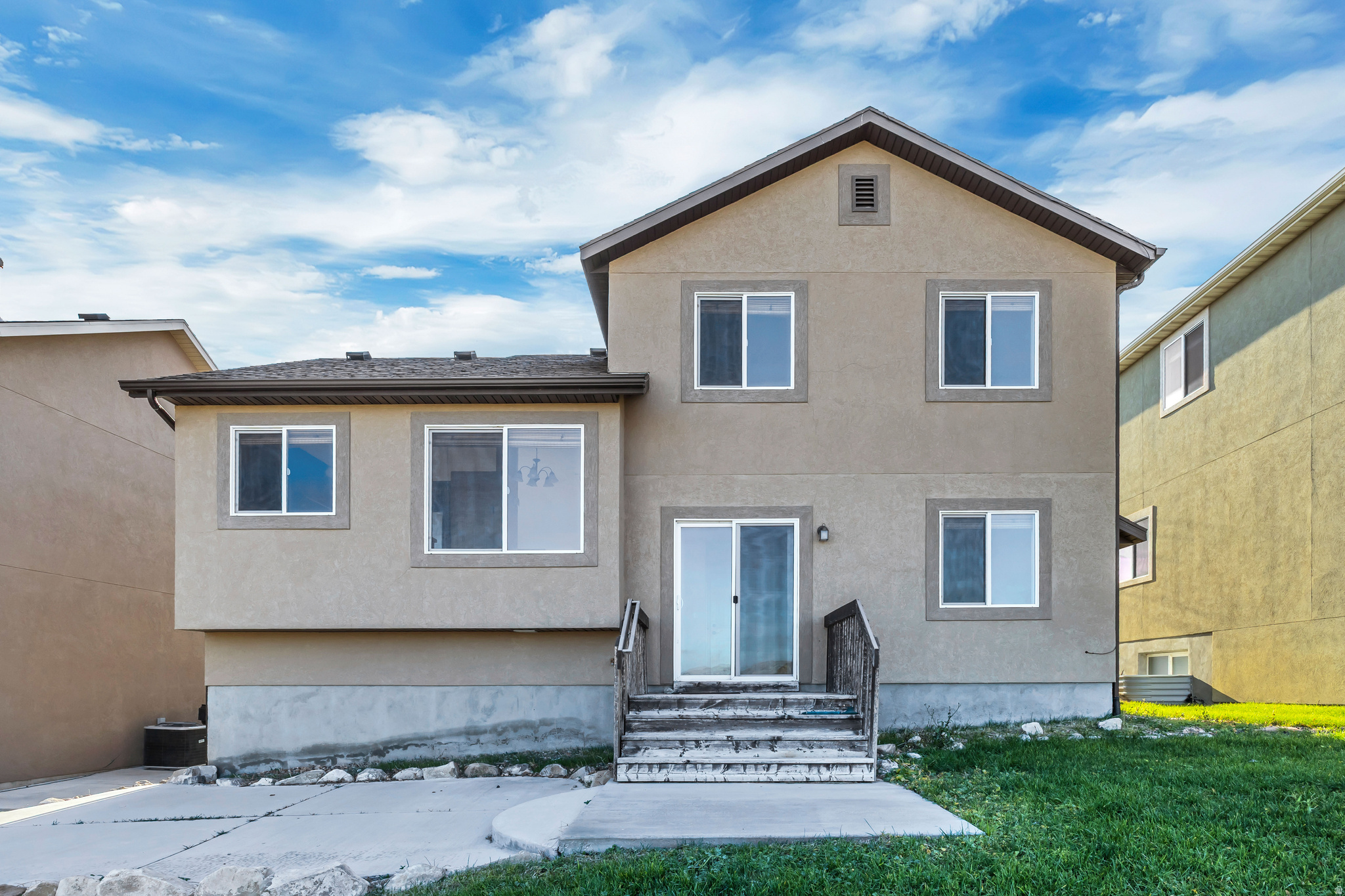 THE VILLAGE OF FOX H - Residential