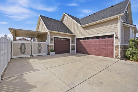 Tiny photo for 864 S 100 E, Salem, UT 84653 (MLS # 2185475)