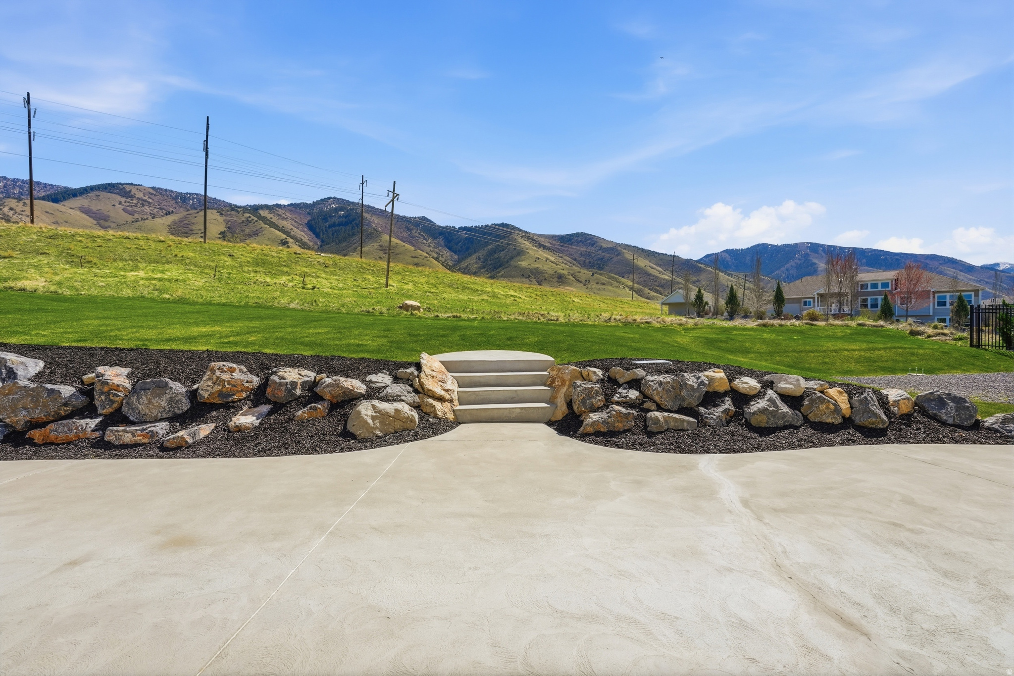 MAHOGANY RIDGE - Residential