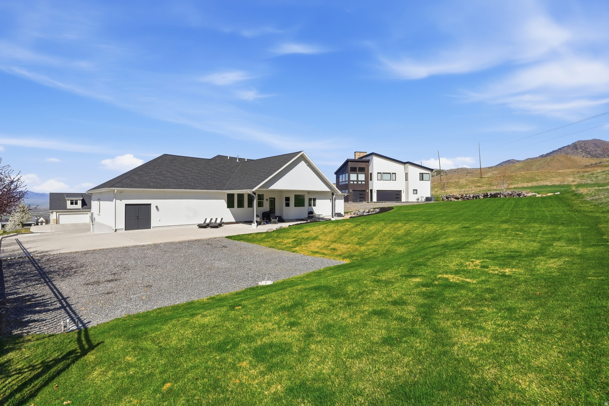 MAHOGANY RIDGE - Residential