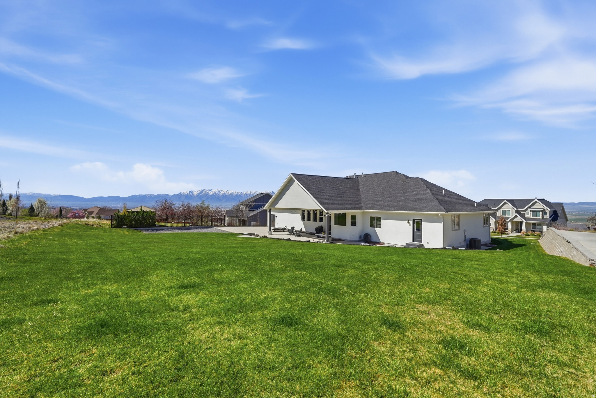 MAHOGANY RIDGE - Residential