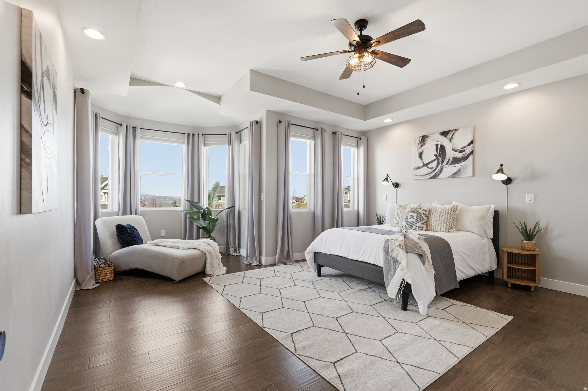 MAHOGANY RIDGE - Residential