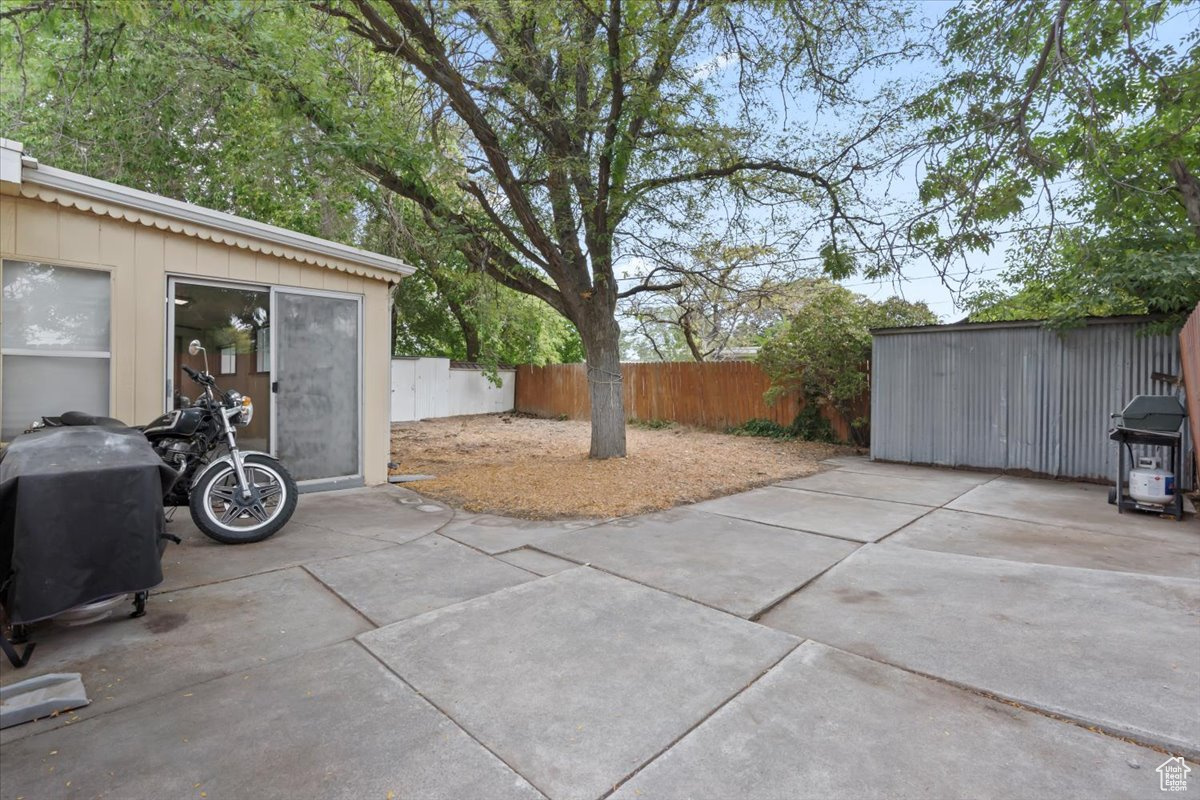 HILLSDALE - Residential