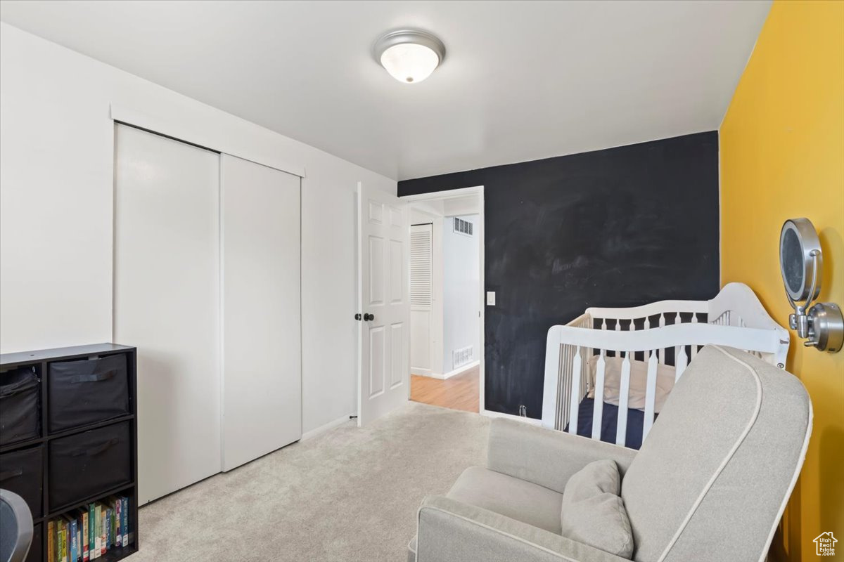 HILLSDALE - Residential