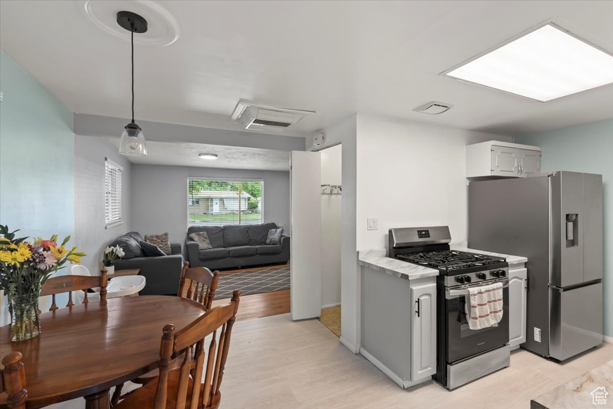 HILLSDALE - Residential
