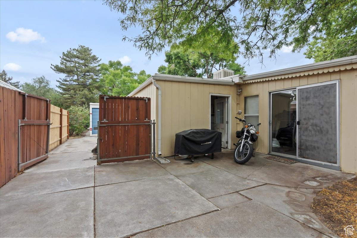 HILLSDALE - Residential