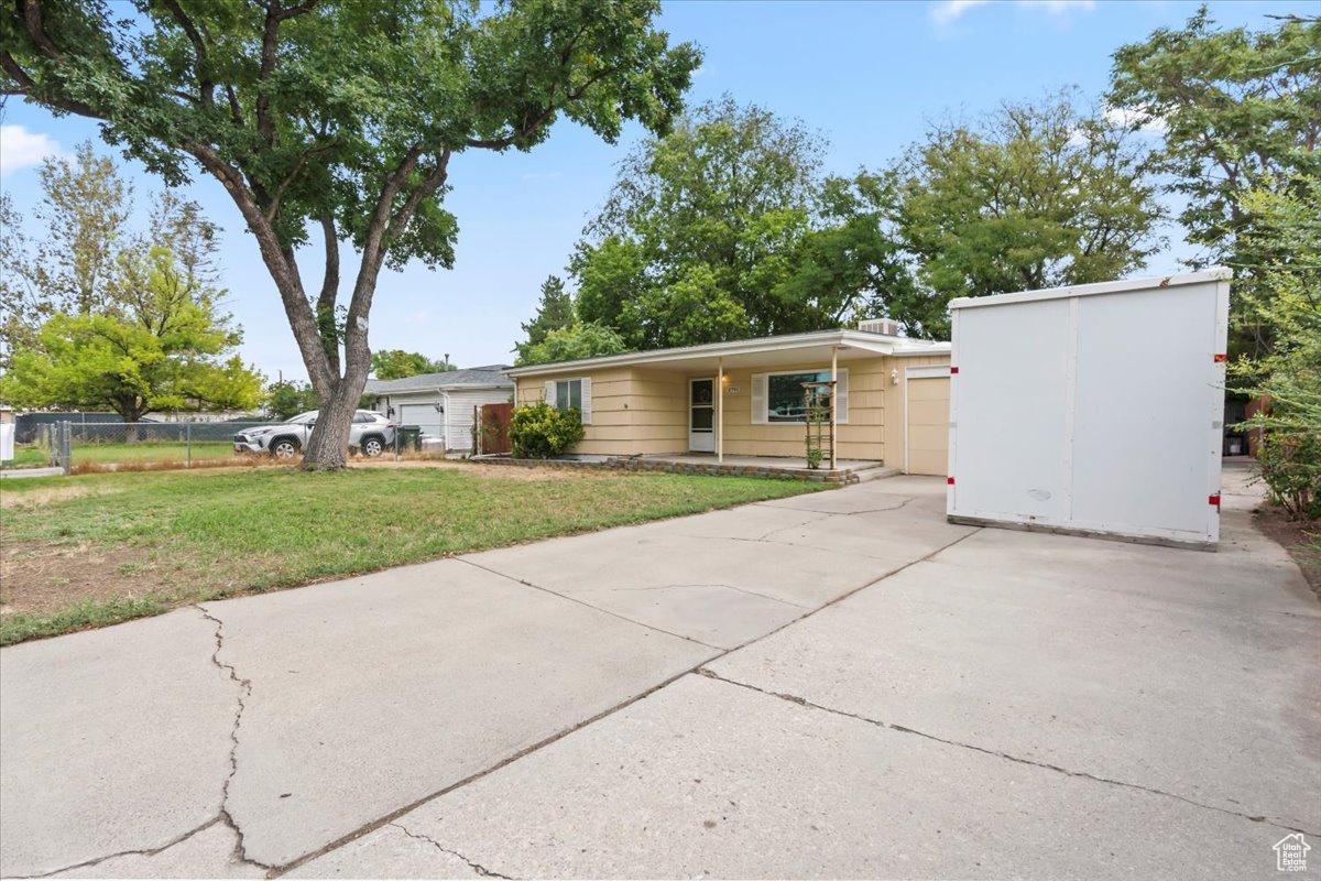 HILLSDALE - Residential