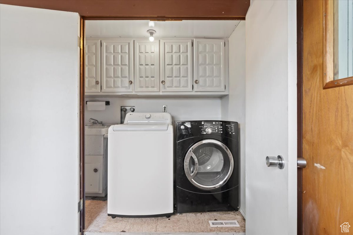 HILLSDALE - Residential