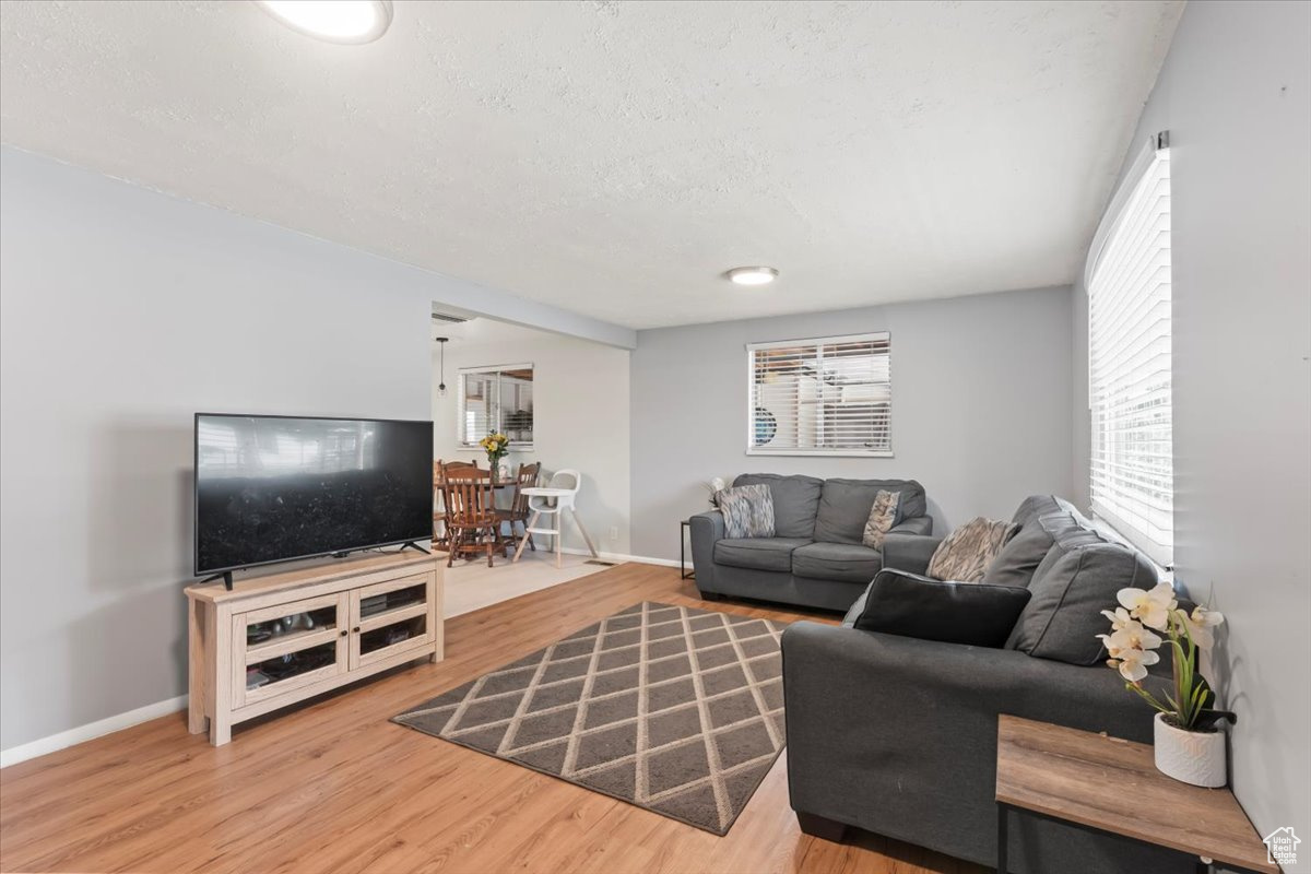 HILLSDALE - Residential