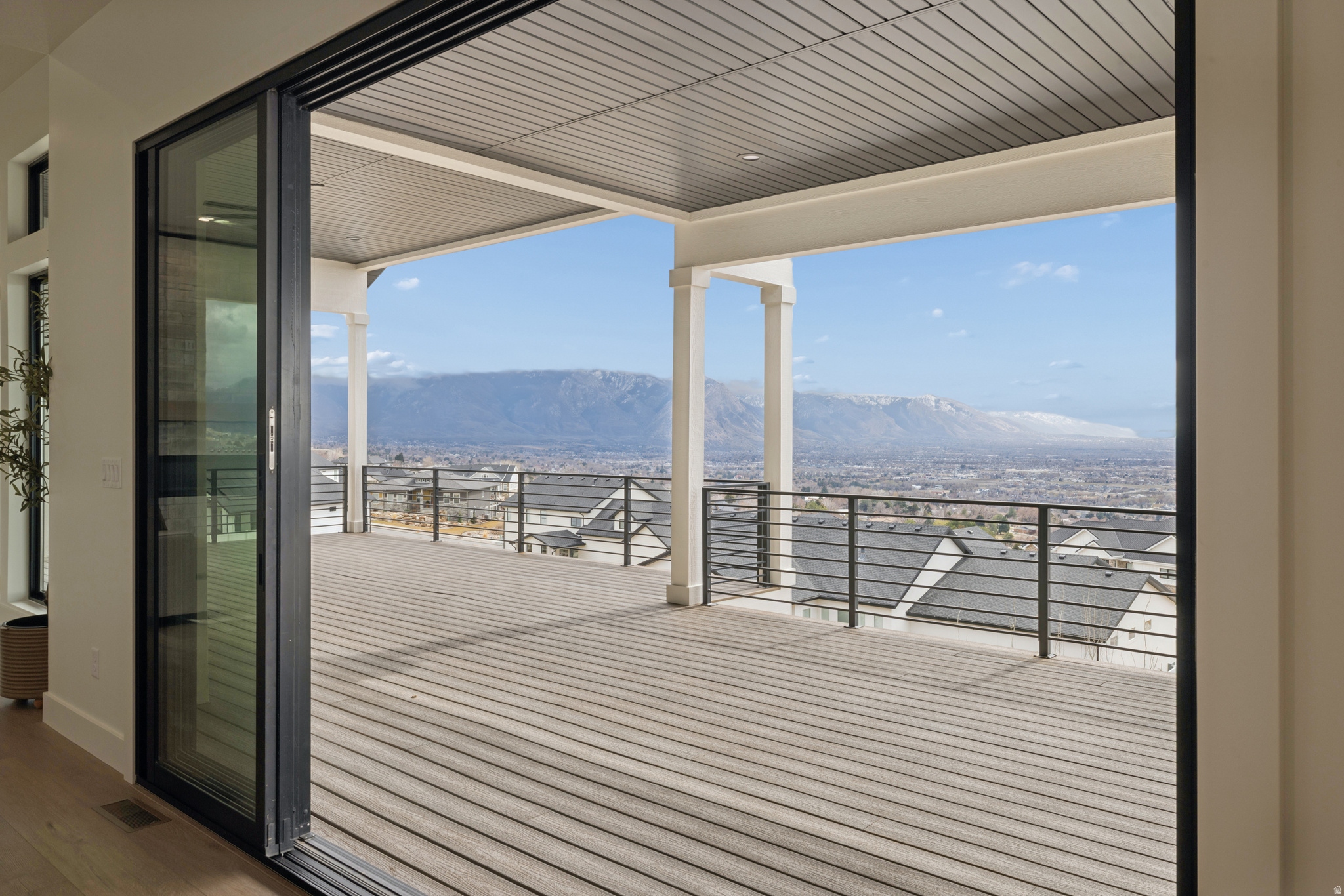 DEER CREST - Residential