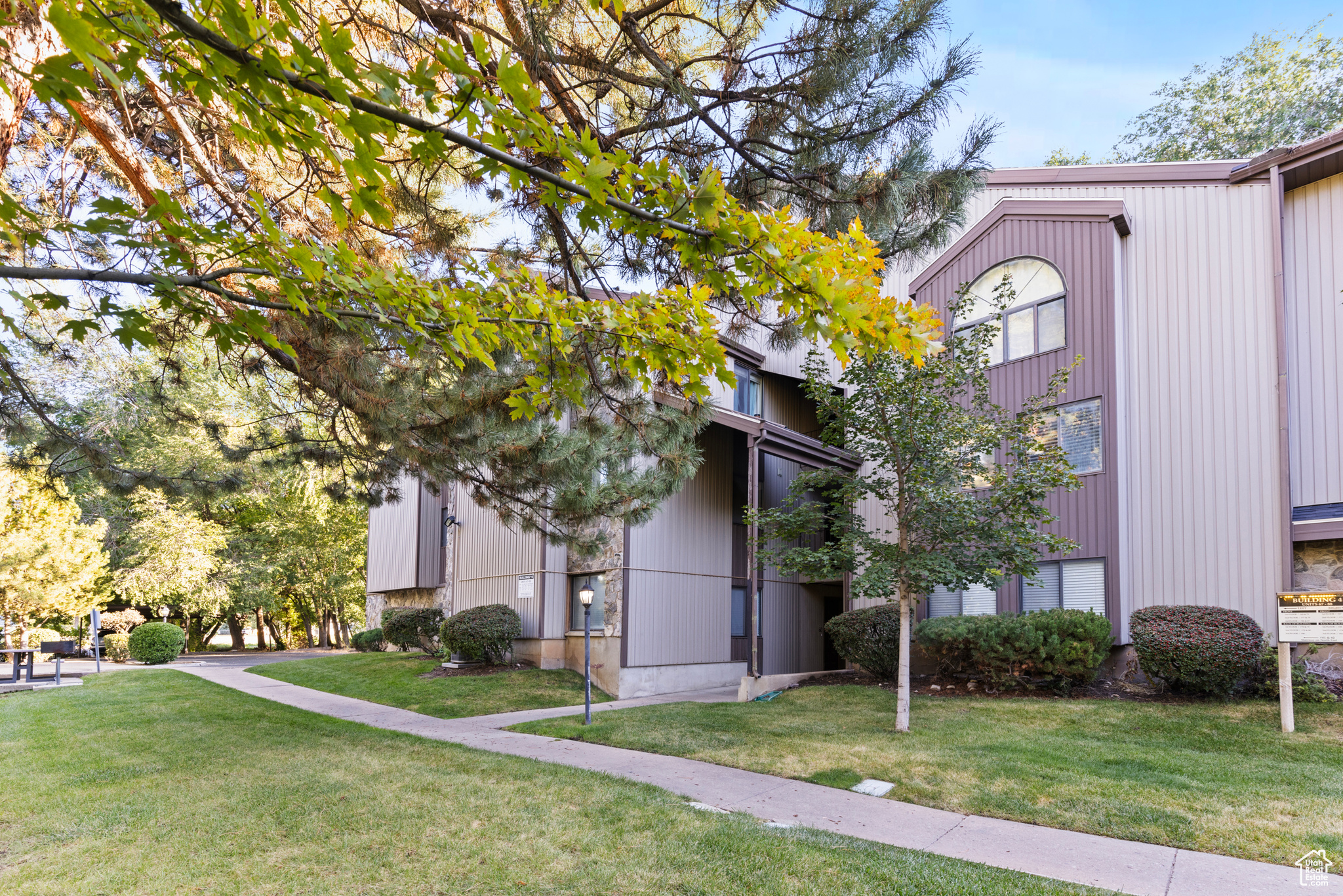 MILLSTONE MANOR PHAS - Residential