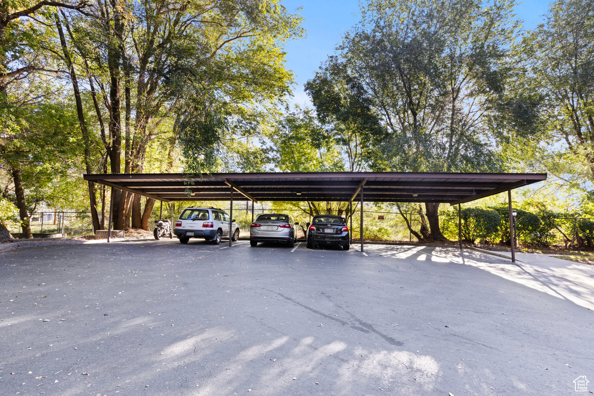 MILLSTONE MANOR PHAS - Residential