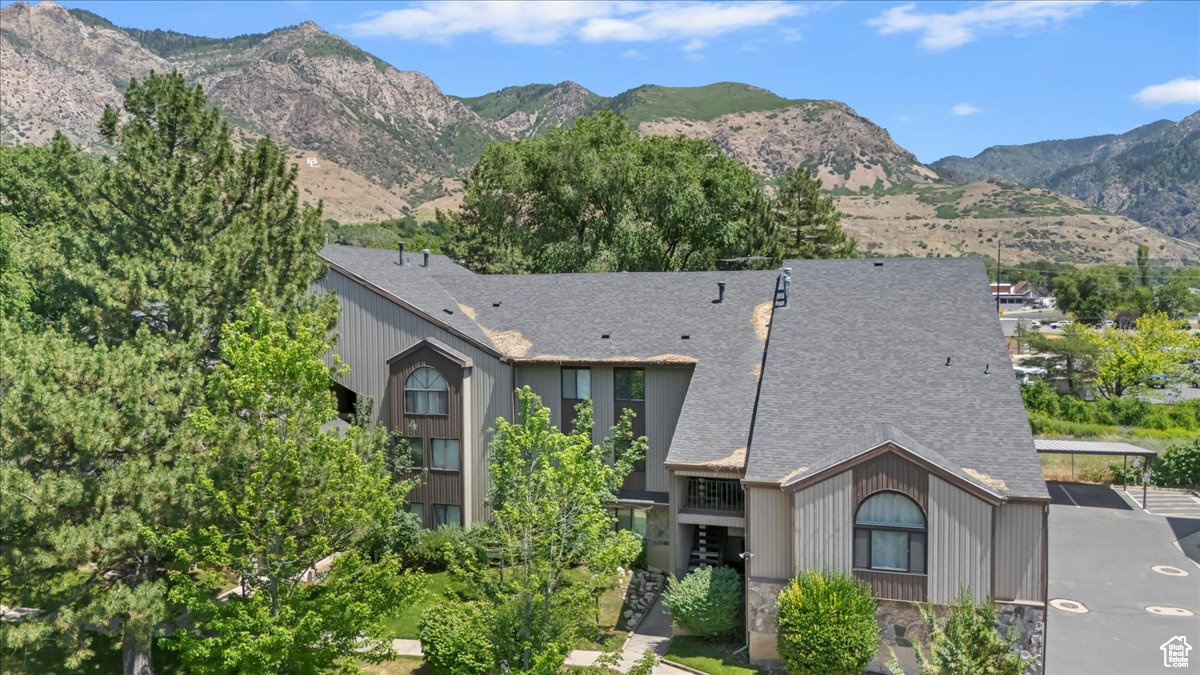 MILLSTONE MANOR PHAS - Residential