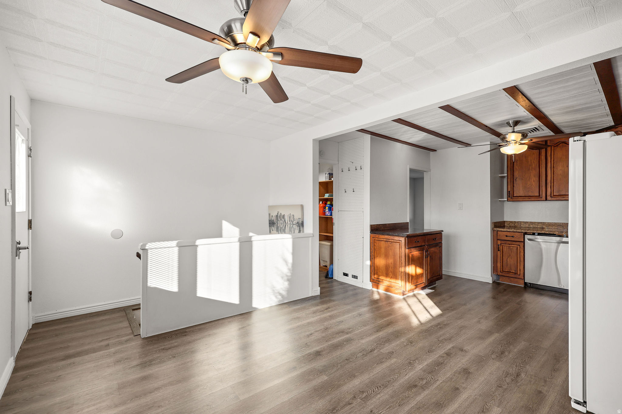 HOFFMAN HEIGHTS - Residential