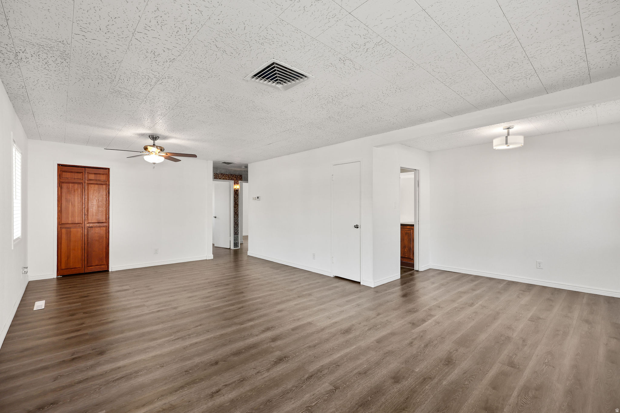 HOFFMAN HEIGHTS - Residential