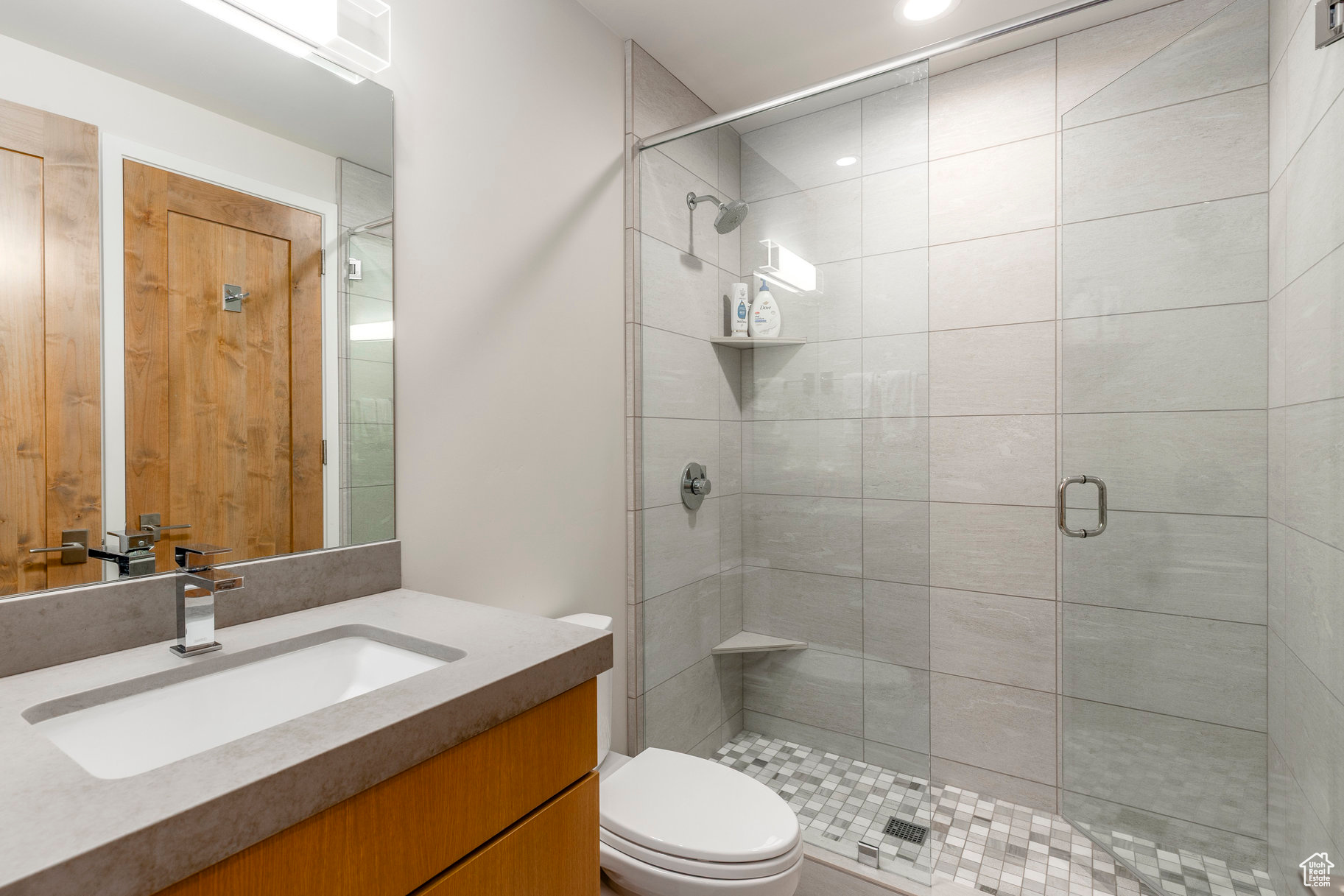 KING RIDGE ESTATES - Residential