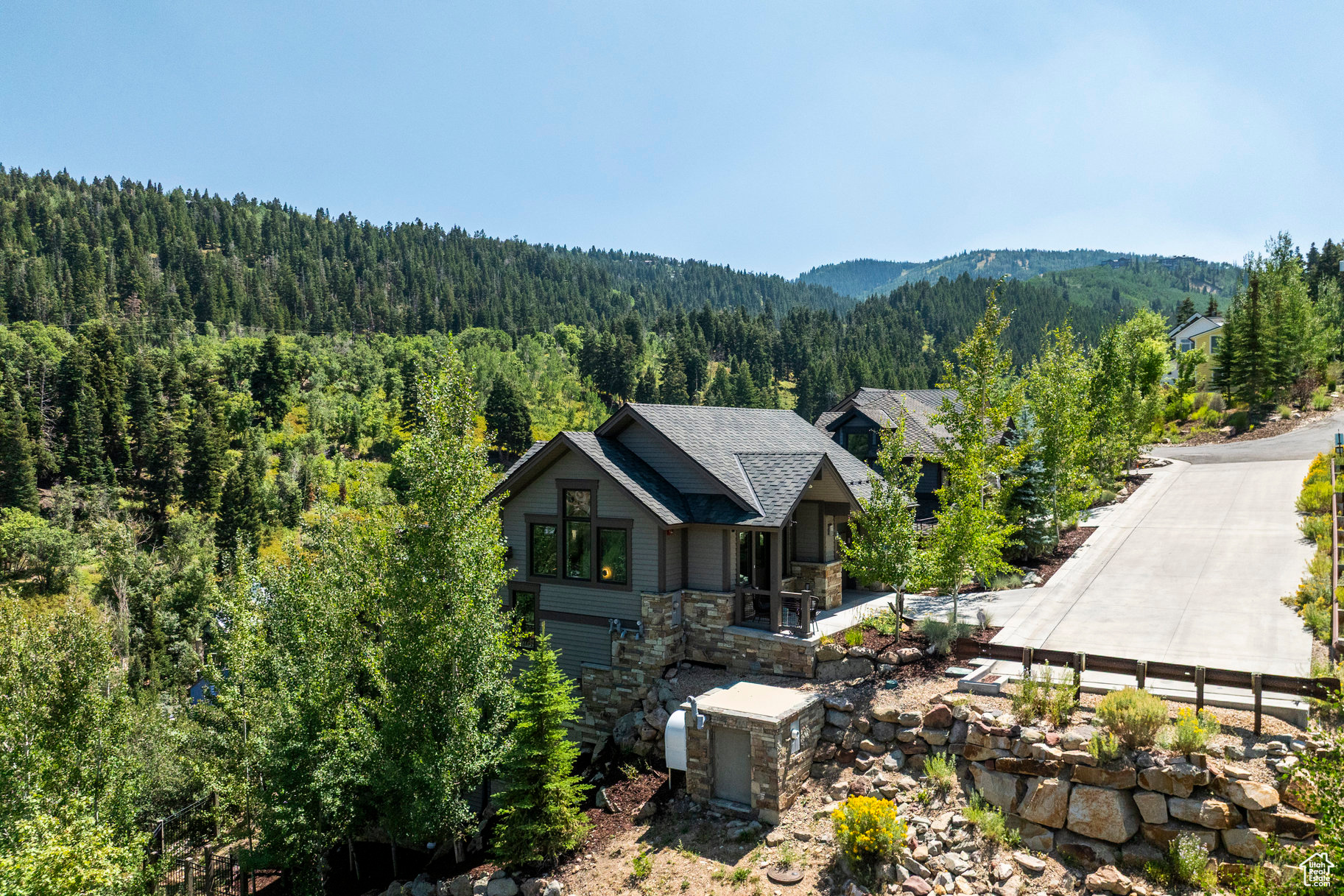 KING RIDGE ESTATES - Residential