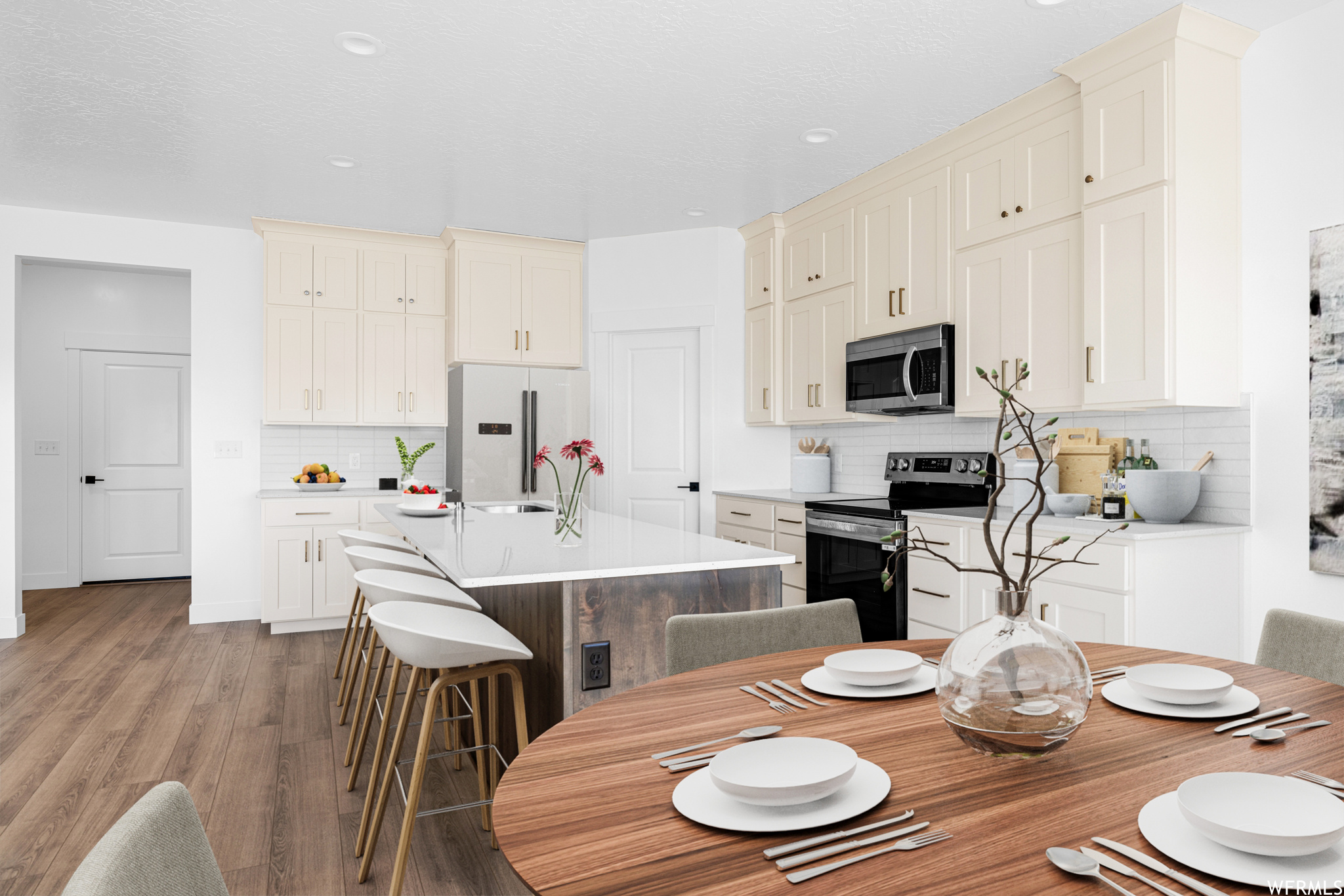 MELLOR AT SPANISH FORK - Residential