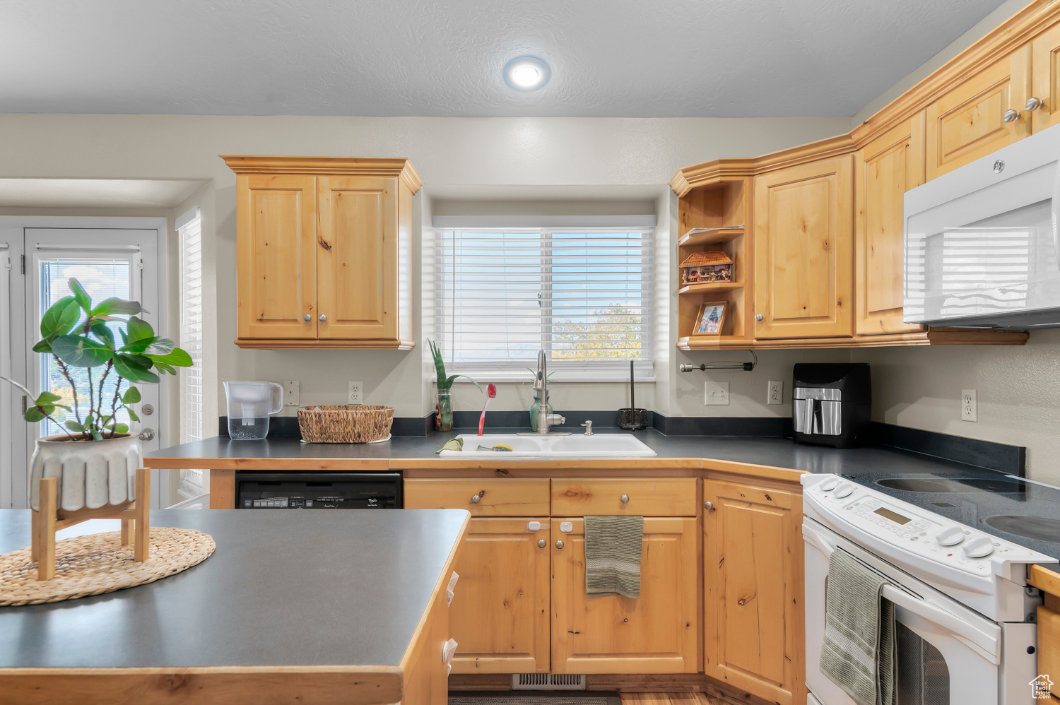 SPRINGVILLE HEIGHTS - Residential
