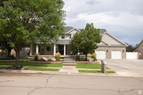 Photo of 940 N 300 W, Richfield, UT 84701 (MLS # 2107973)