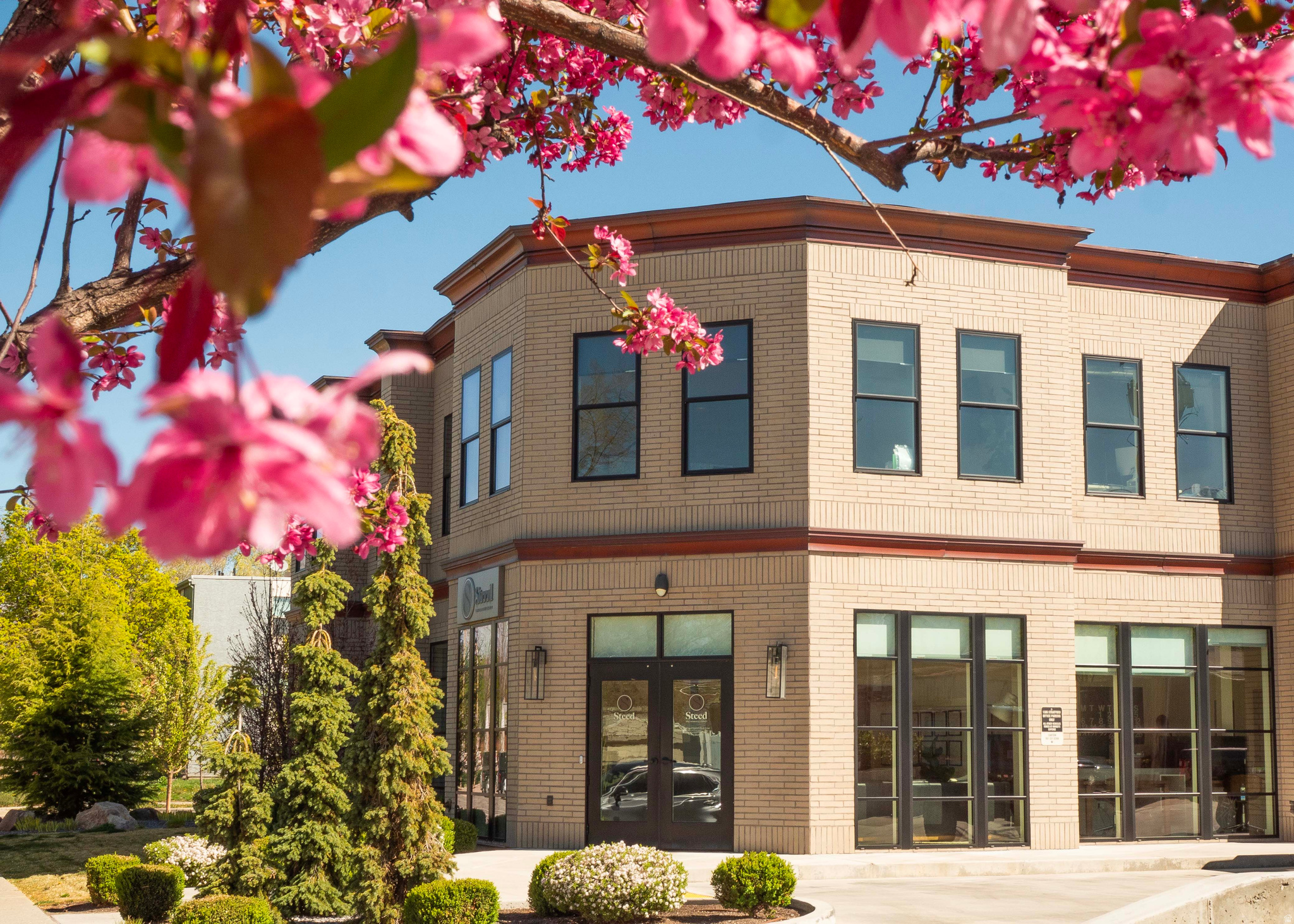 HIGHLAND PARK - Commercial Lease