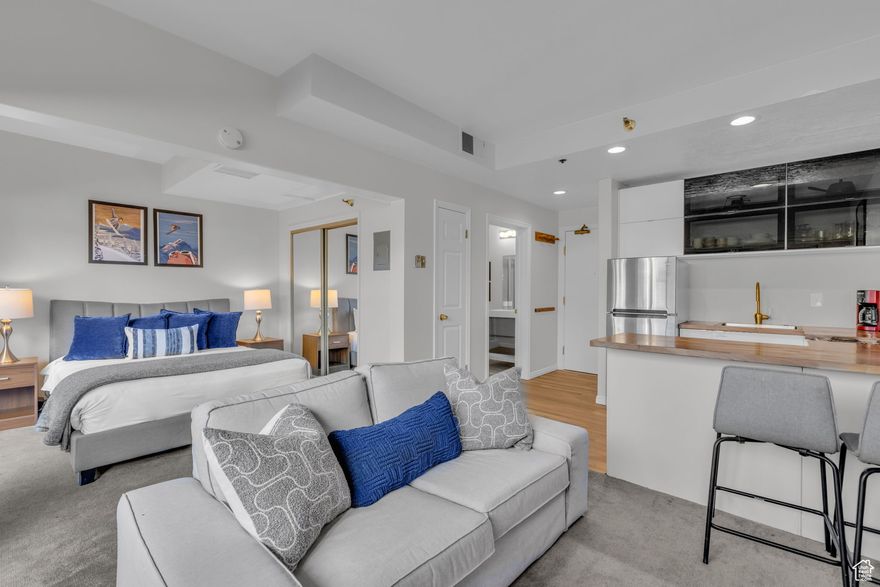 This renovated studio places you in the heart of Old Town, just steps from Main Street yet tucked back for privacy and quiet. Inside, you'll find a thoughtful layout with a breakfast bar, a spacious owners' closet, a large storage closet for extended stays, and a stand-up shower. The unit also offers a private balcony, vinyl and carpet flooring, and was fully updated in 2018. Galleria amenities include a rooftop deck with mountain views, spa, laundry facilities, and convenient elevator or stair access. Sold fully furnished, this turnkey retreat makes an ideal weekend getaway or investment property. Parking permits are available through Park City Municipal for nearby Gateway or China Bridge garages.