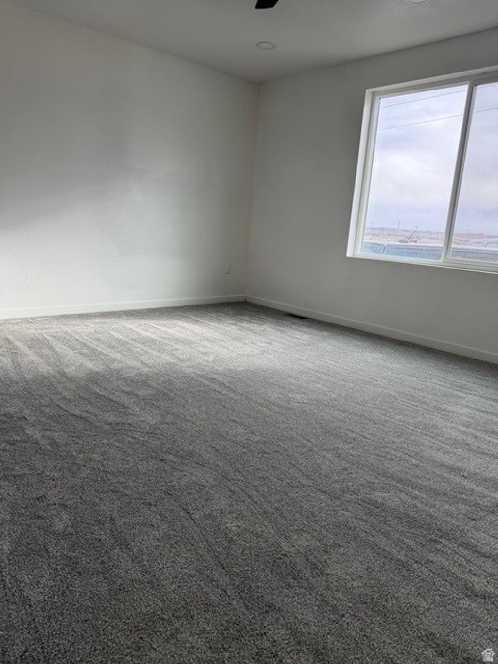 Photo of 2714 S STATE ST, Roosevelt, UT 84066 (MLS # 2141053)