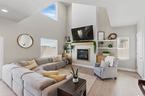 Tiny photo for 1147 N CARRIAGE LN, Spanish Fork, UT 84660 (MLS # 2150098)