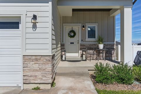 Tiny photo for 1147 N CARRIAGE LN, Spanish Fork, UT 84660 (MLS # 2150098)