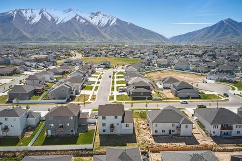 Tiny photo for 1147 N CARRIAGE LN, Spanish Fork, UT 84660 (MLS # 2150098)