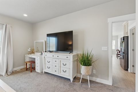 Tiny photo for 1147 N CARRIAGE LN, Spanish Fork, UT 84660 (MLS # 2150098)
