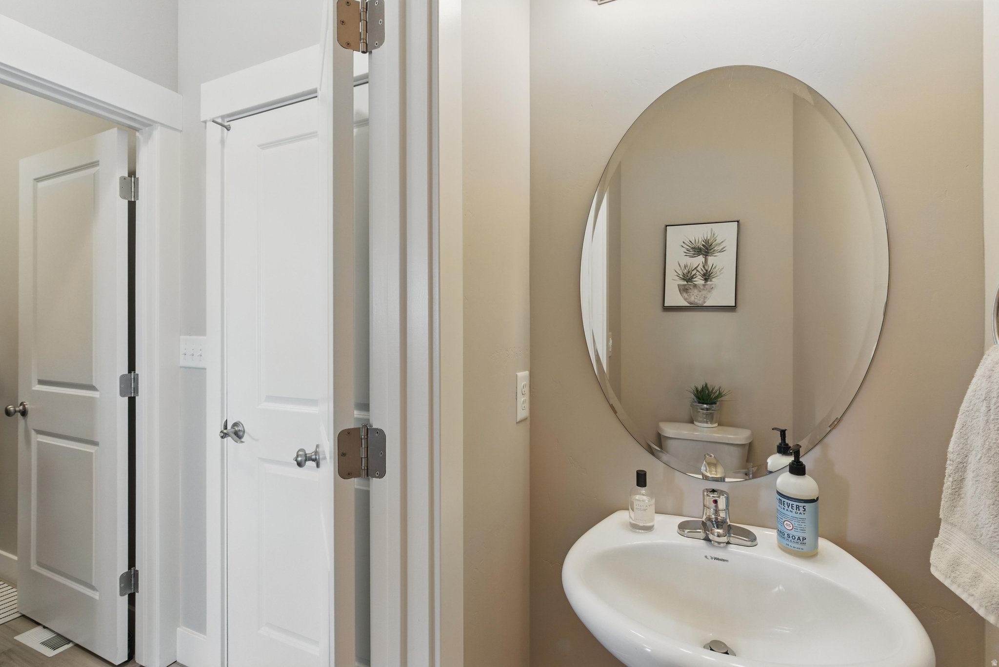 LEGACY FARMS - Residential