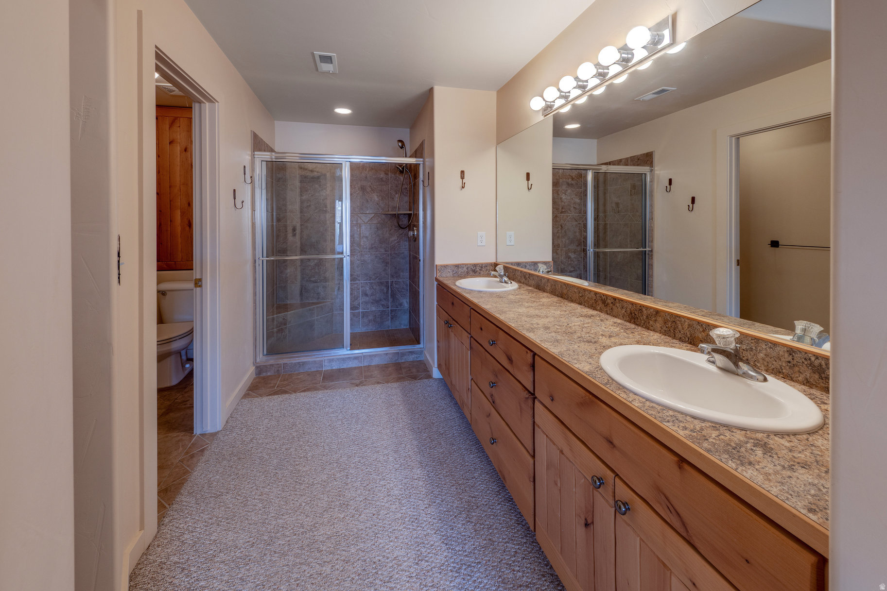 RIM VILLAGE - Residential