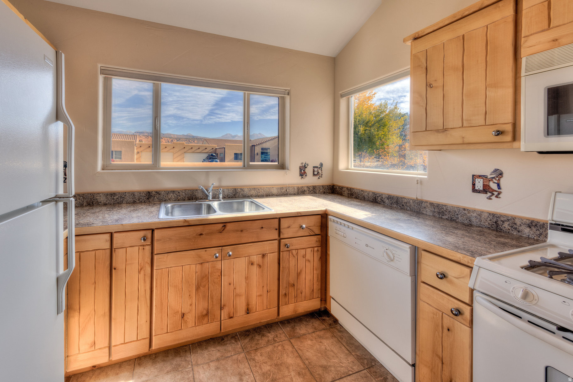 RIM VILLAGE - Residential