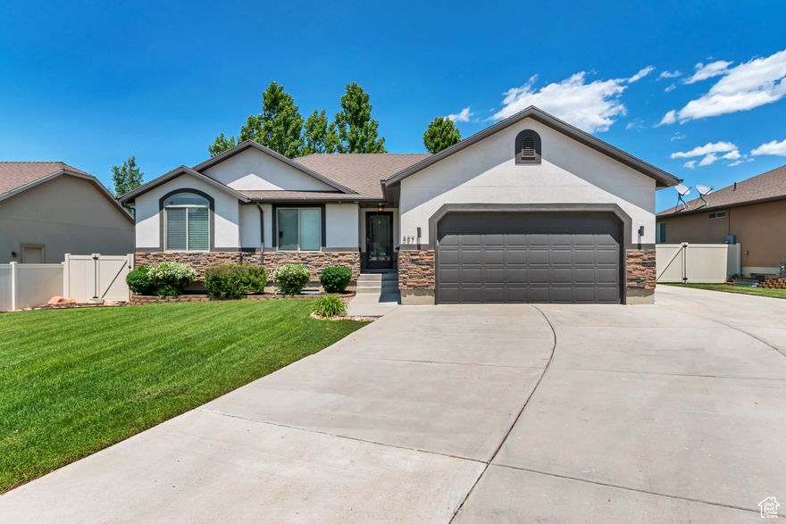 Spacious 5-bedroom, 3-bath home with incredible potential! Featuring two laundry rooms, an open floor plan, and a huge basement family room-perfect for entertaining or creating your dream space. This home needs a little TLC but offers endless opportunity to make it your own. Conveniently located near main roads and just minutes from shopping, dining, and more!   Square footage figures are provided as a courtesy estimate only and were obtained from ______________ .  Buyer is advised to obtain an independent measurement.