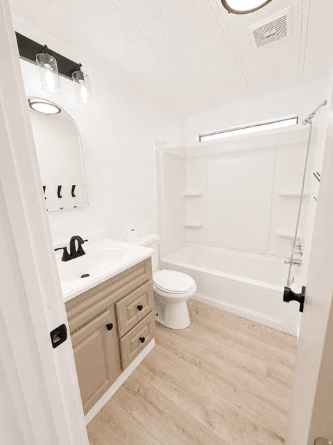 Tiny photo for 131 N RICKIE RD, Washington, UT 84780 (MLS # 2173588)