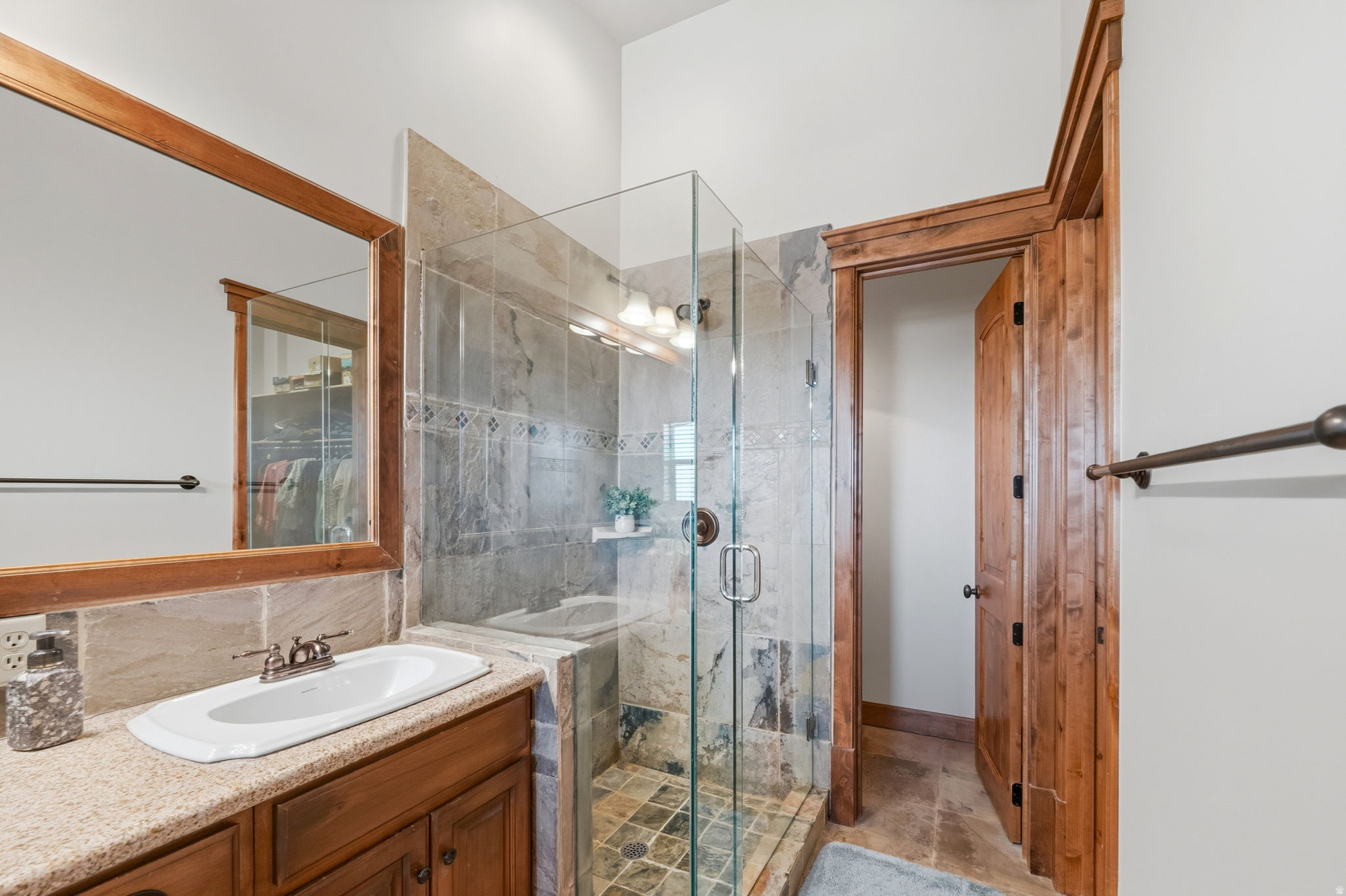 OAK TERRACE - Residential