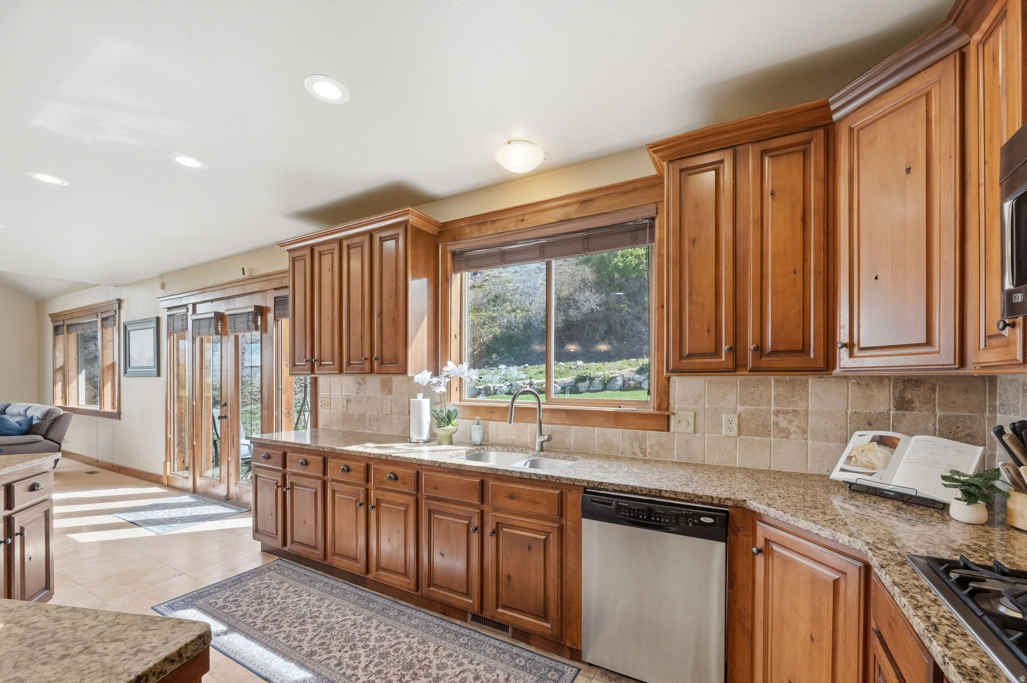 OAK TERRACE - Residential