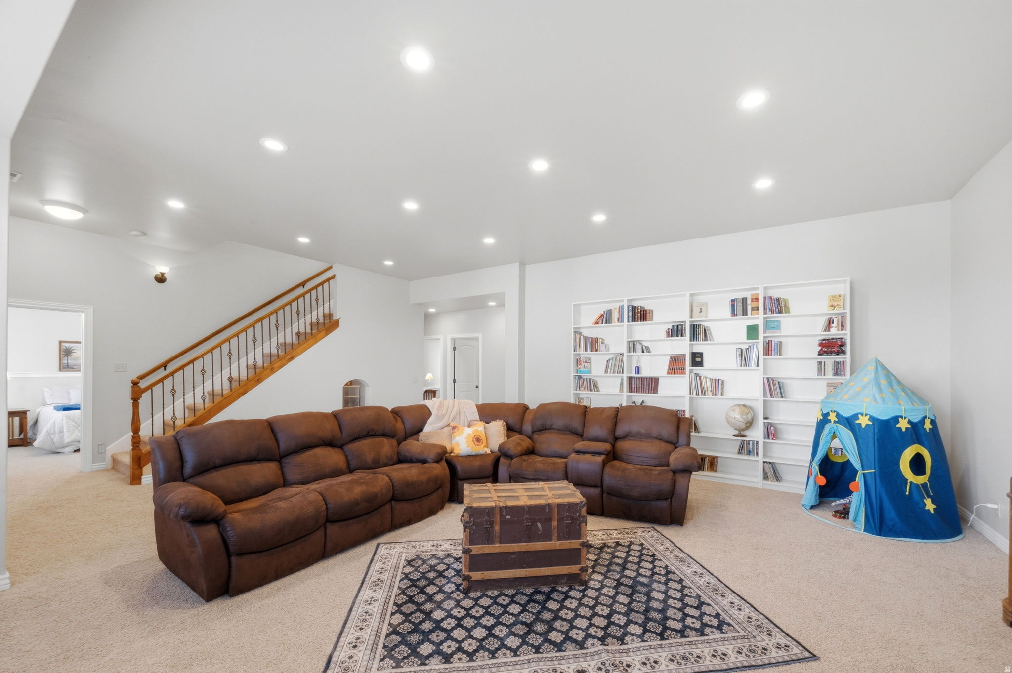 OAK TERRACE - Residential