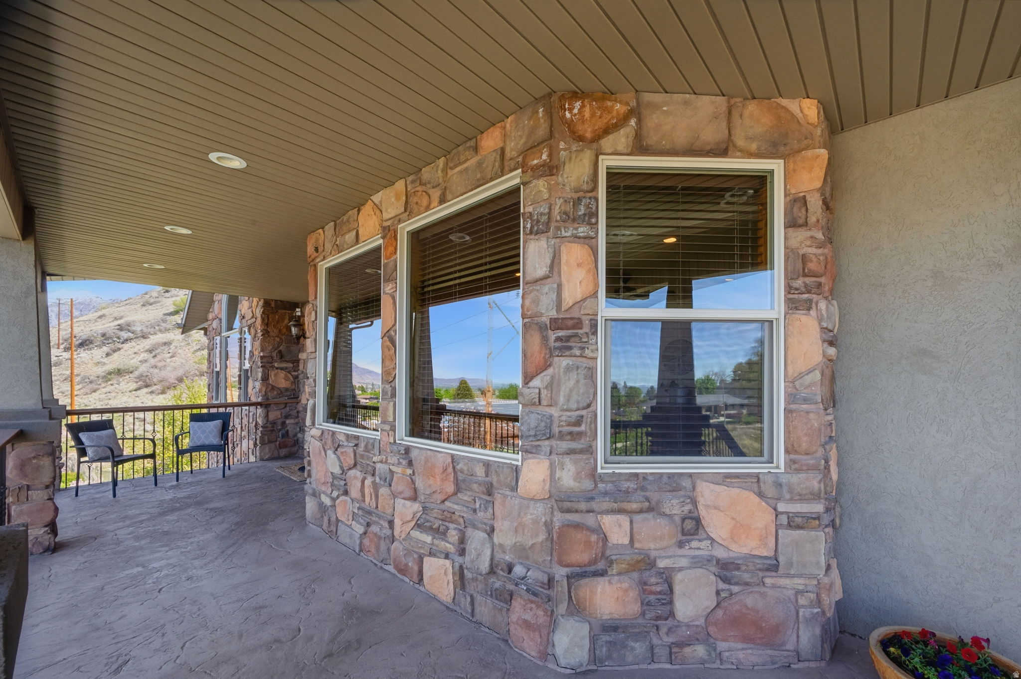 OAK TERRACE - Residential